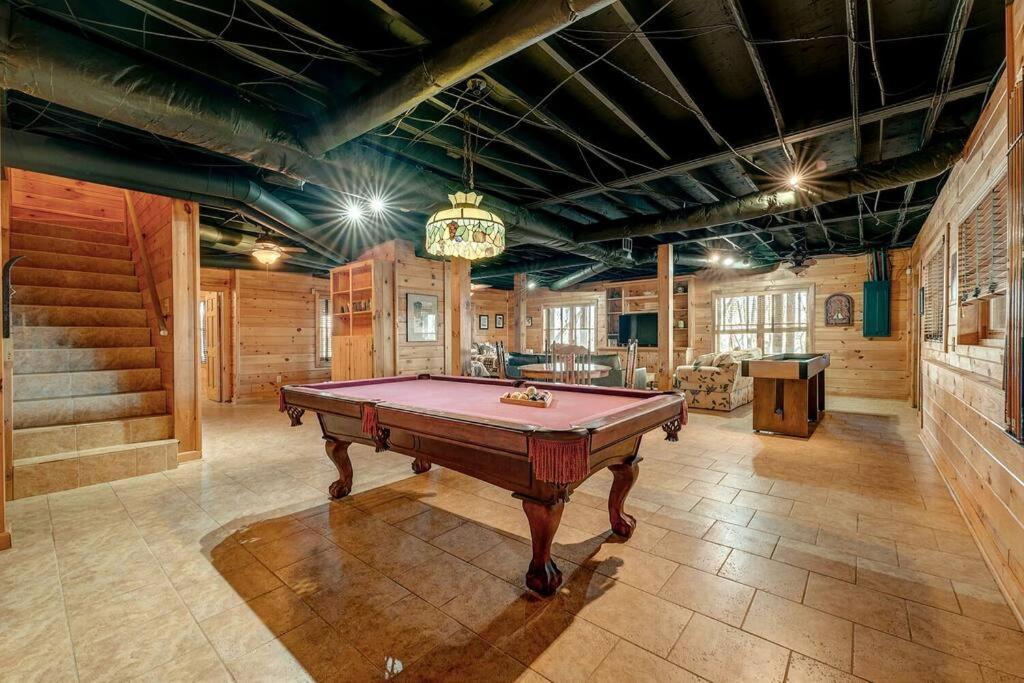 Blue Ridge Bliss- Spacious Cabin, Pets, Hot Tub! Ngoại thất bức ảnh