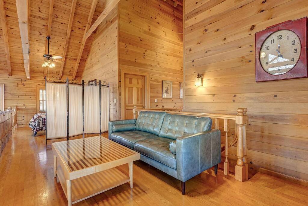 Blue Ridge Bliss- Spacious Cabin, Pets, Hot Tub! Ngoại thất bức ảnh