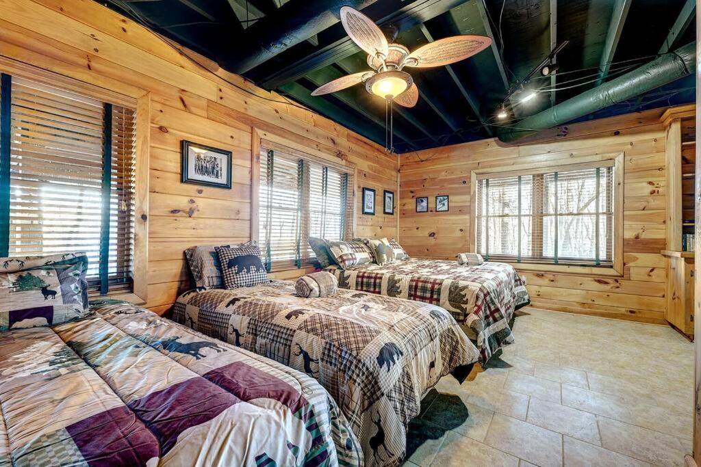 Blue Ridge Bliss- Spacious Cabin, Pets, Hot Tub! Ngoại thất bức ảnh