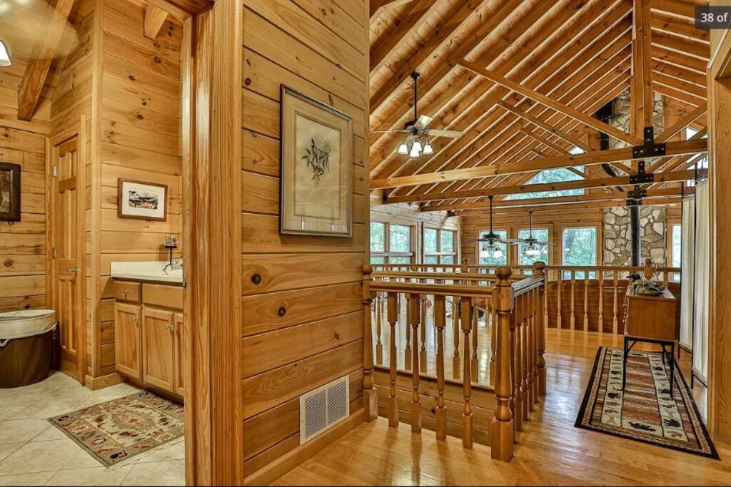 Blue Ridge Bliss- Spacious Cabin, Pets, Hot Tub! Ngoại thất bức ảnh